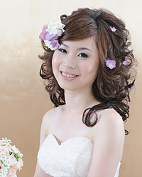 請按左鍵滑鼠,觀看相片過程