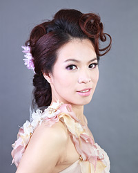 請按左鍵滑鼠,觀看相片過程